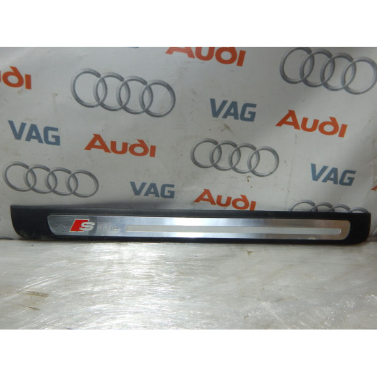 Накладка порога передня права S-Line AUDI A4 8K0853374 2008-2016