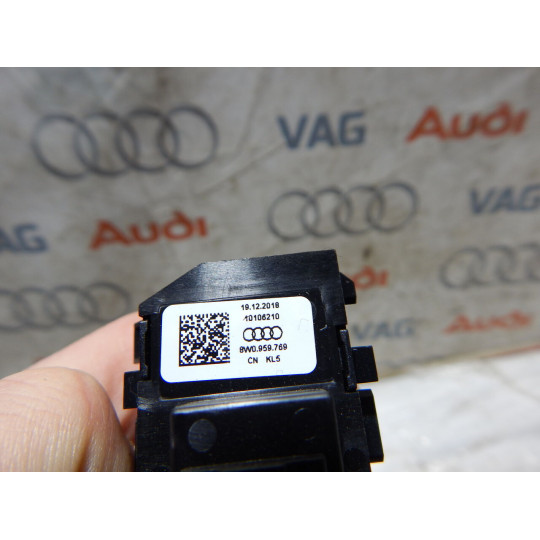 Переключатель памяти сиденья AUDI A4 8W0959769 2016-2021