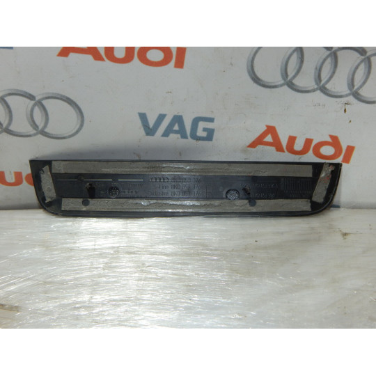 Накладка порога сзади справа S-Line AUDI A4 8K0853376 2008-2016