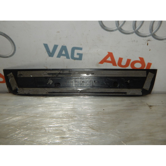 Накладка порога сзади слева AUDI A4 8K0853375 2008-2016