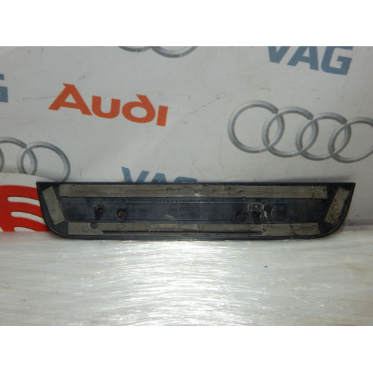 Накладка порога сзади справа AUDI A4 8K0853376 2008-2016