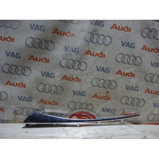 Накладка обшивки дверей задня ліва AUDI A4 4K0867969 2016-2020