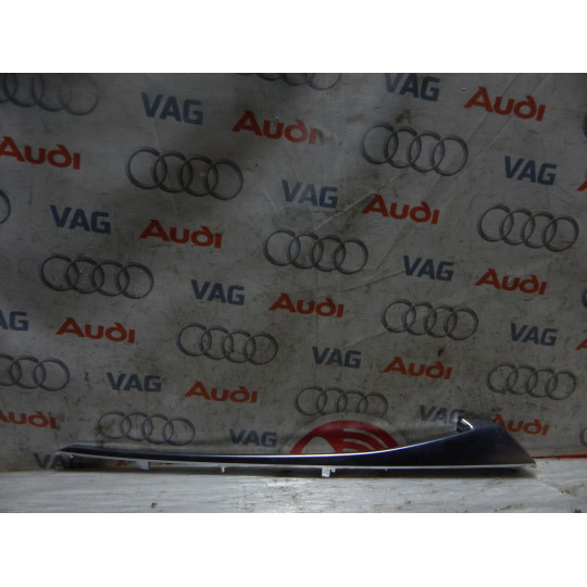 Накладка дверей AUDI A6 4K0867586 2016-2020