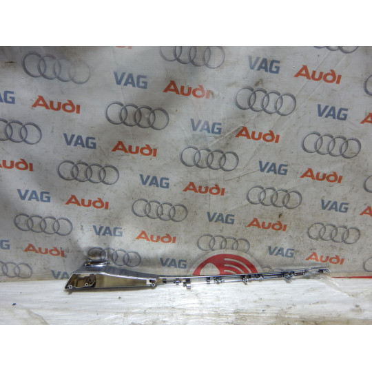 Накладка дверей AUDI A6 4K0867586 2016-2020