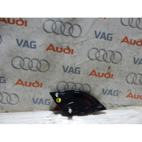 Решітка динаміка торпеди AUDI A4 8W1857228 2016-2020