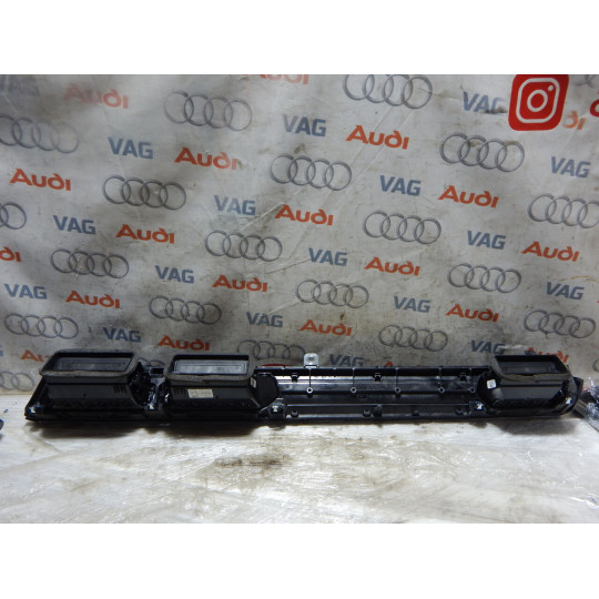 Воздушный дефлектор AUDI A6 4K1820902 2019-2021