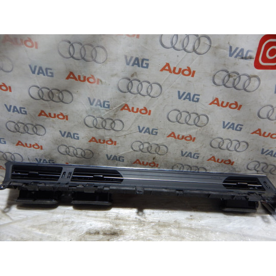 Воздушный дефлектор AUDI A6 4K1820902 2019-2021