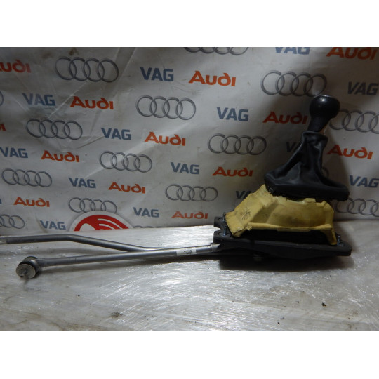 Куліса коробки AUDI A4 8K0711025P 2008-2016