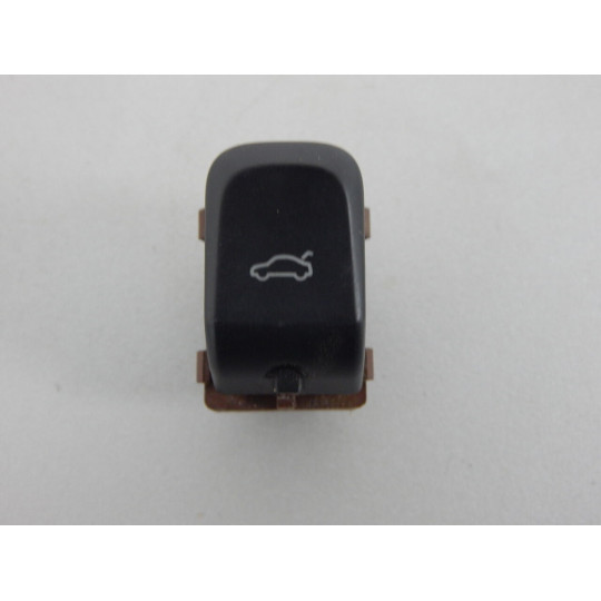 Кнопка кришки багажника AUDI A4 8K0959831A 2008-2016