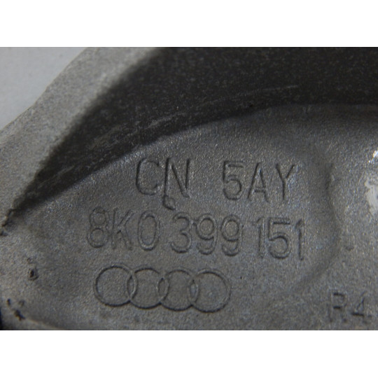 Подушка КПП AUDI A4 8K0399151 2008-2016