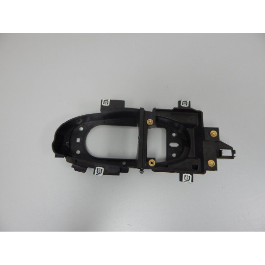 Кронштейн ручки коробки передач AUDI A4 8W1863531A 2016-2022