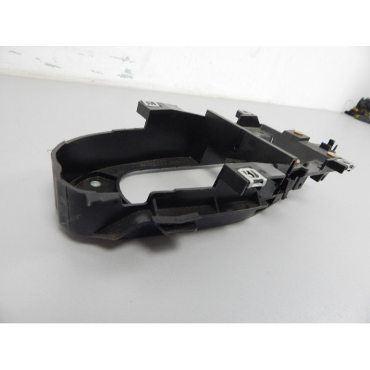 Кронштейн ручки коробки передач AUDI A4 8W1863531A 2016-2022