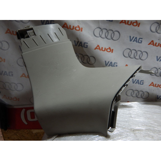 Отделка стойки правой AUDI Q5 8R0867246H 2009-2012