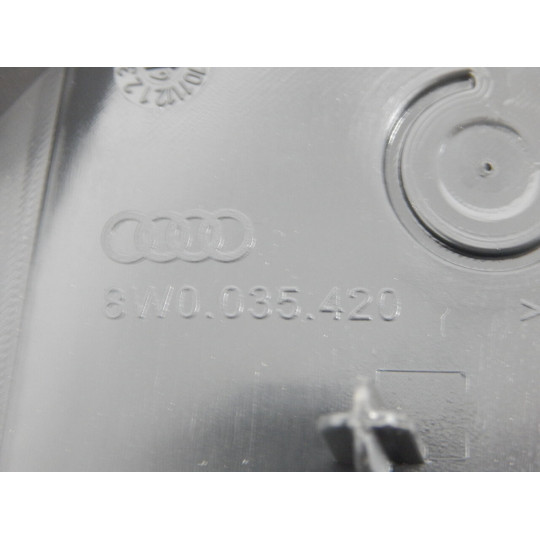 Решітка динаміка передніх правих дверей AUDI A4 8W0035420 2016-2022