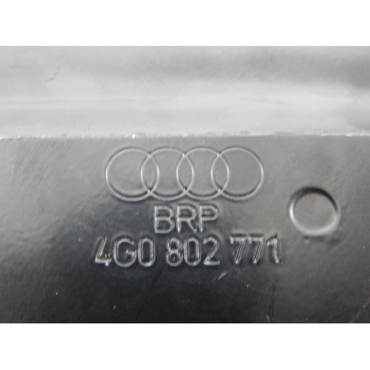 Кронштейн запаски AUDI A6 4G0802771 2011-2018